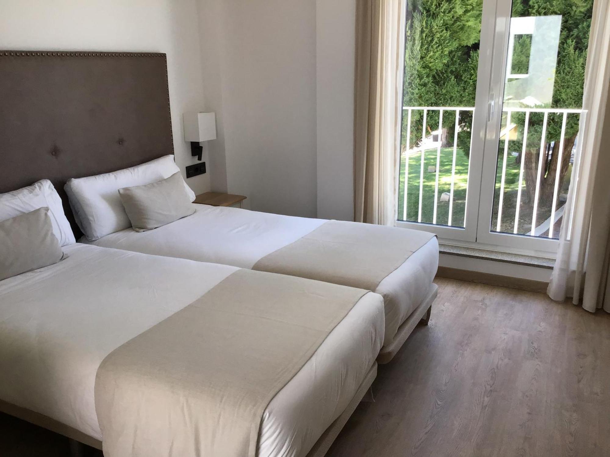Vistalegre Hotel-Spa Portomarin Bagian luar foto
