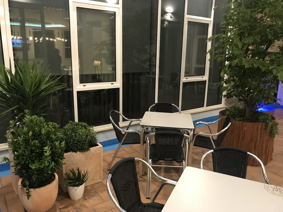 Vistalegre Hotel-Spa Portomarin Bagian luar foto